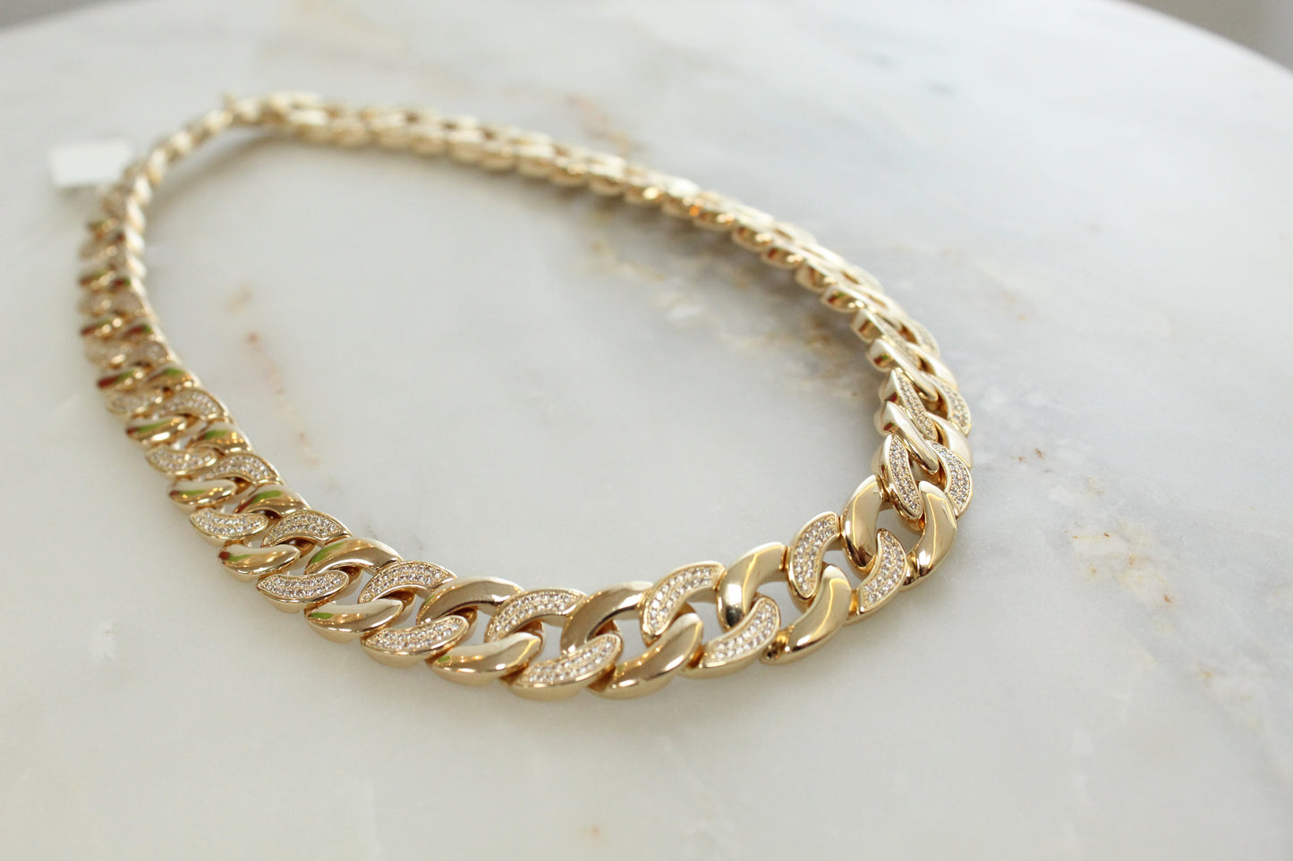 Necklace Gold Chain Blvd