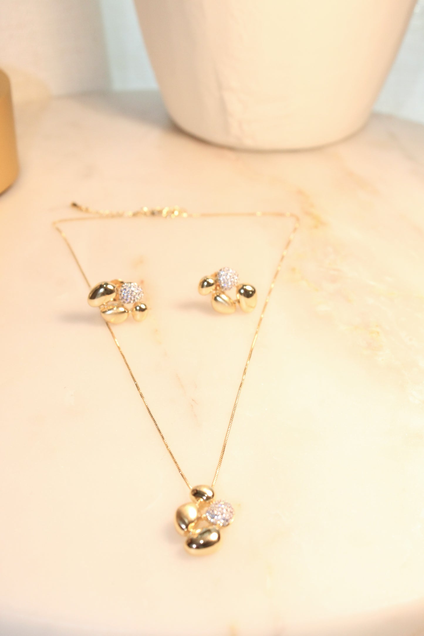 Set Earring with Necklace Bia