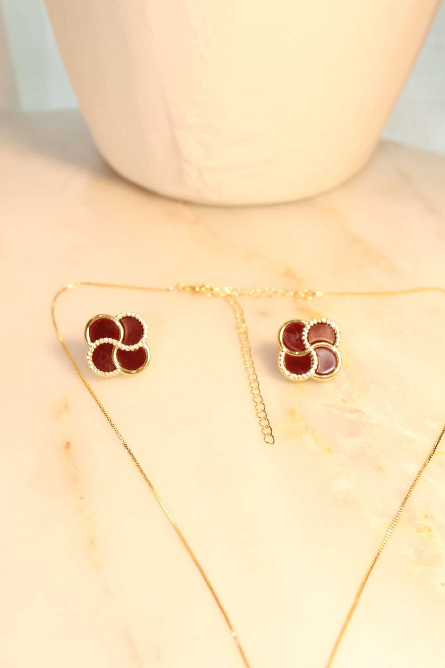 Set inspiration Brown