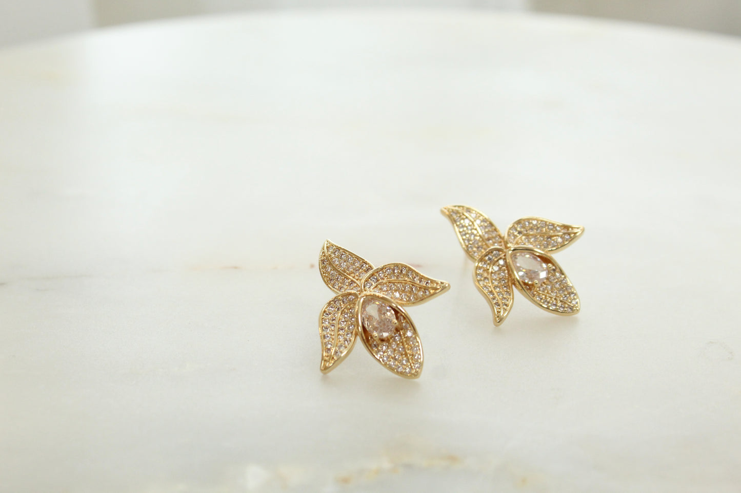 EARRING ZIRCON ORCHID