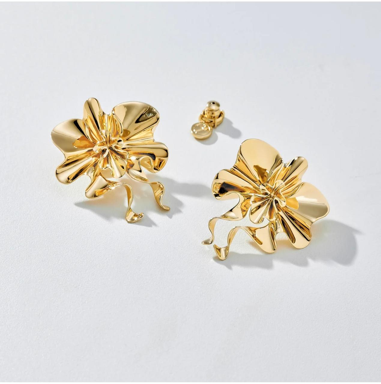 Earring Flowers A/P