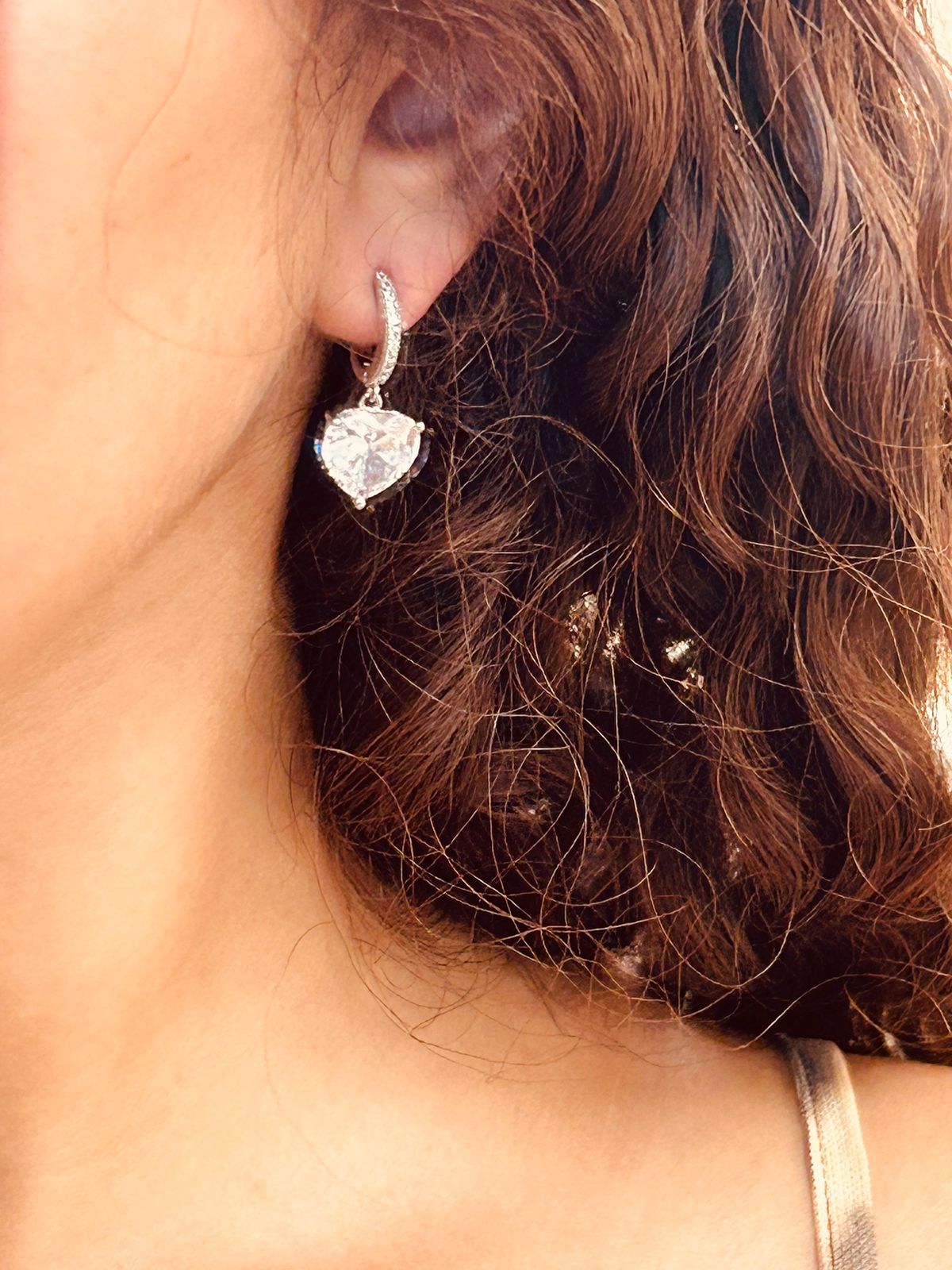 Earring Cravejado Coração Silver Blvd