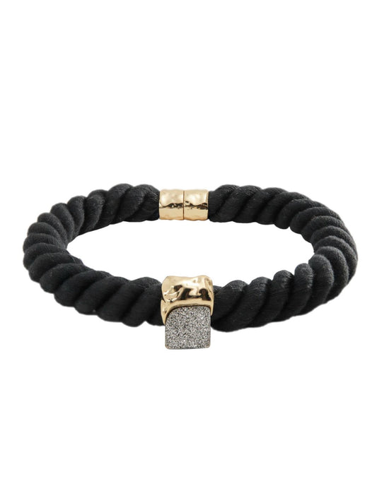 Chocker Luna AP